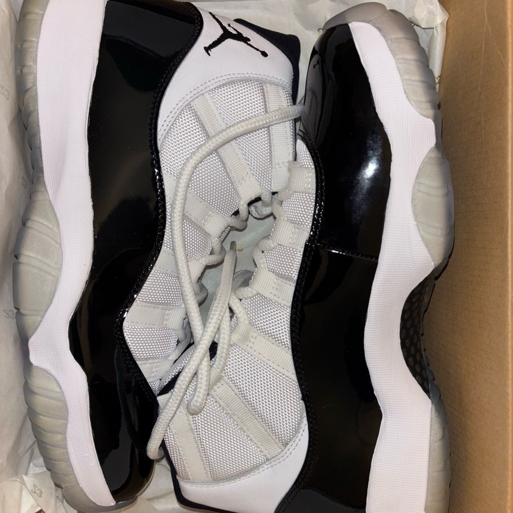 Air Jordan 11 Retro